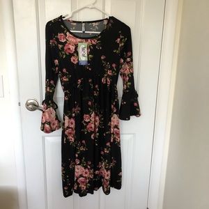 Floral Maternity Dress NWT